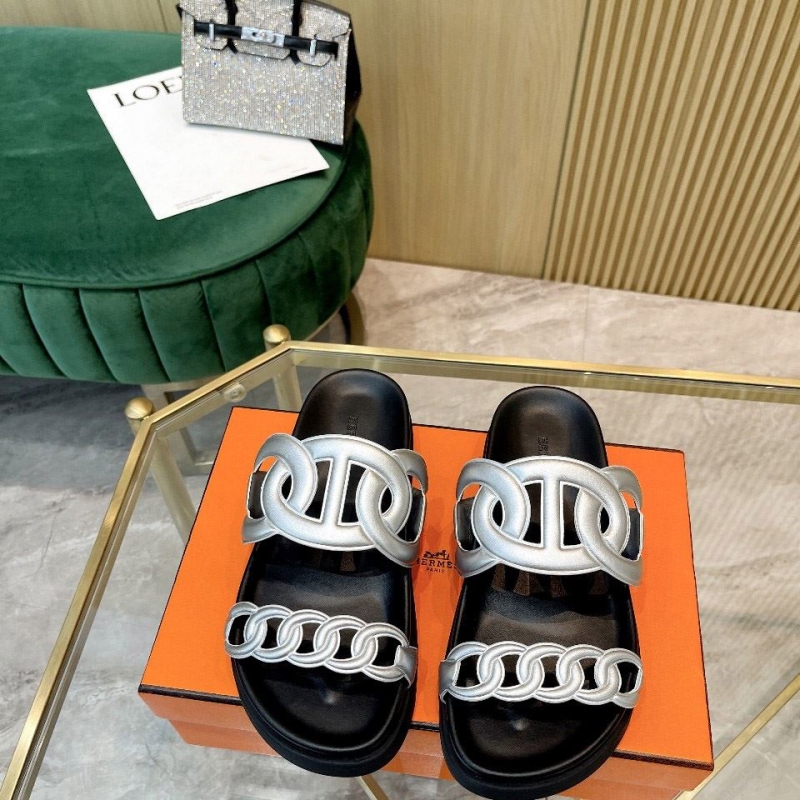 H**mes slippers